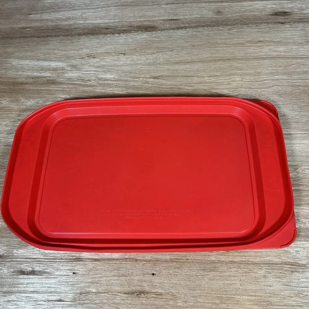 Pyrex Easy Grab 3-Quart Rectangular Glass Baking Dish with Red‎ Lid